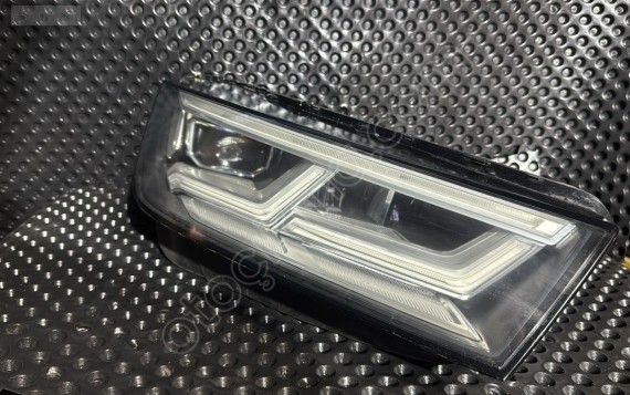 AUDİ Q5 SAĞ FAR