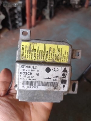 Renault Clio 7700428310  Zenon beyni