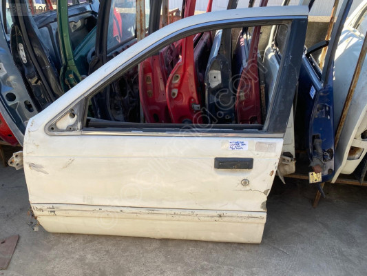 1990 Model Mitsubishi Lancer Orjinal Çıkma Sol Ön Kapı - Temi