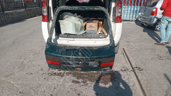 Renault Laguna arka bagaj kapağı