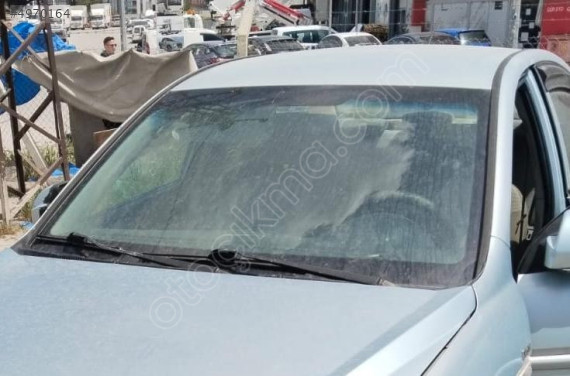 HYUNDAİ ACCENT ÖN CAM ÇIKMA