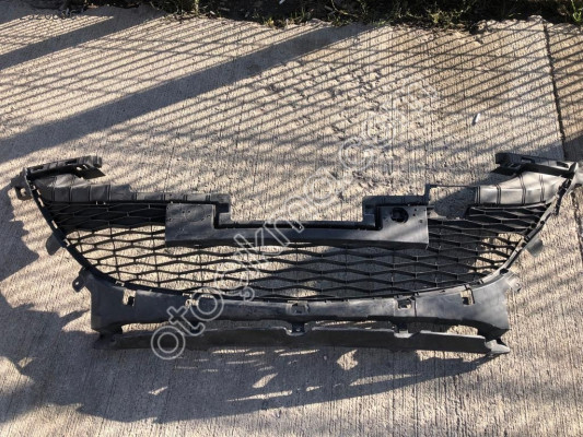 MAZDA 3 ÖN TAMPON IZGARASI