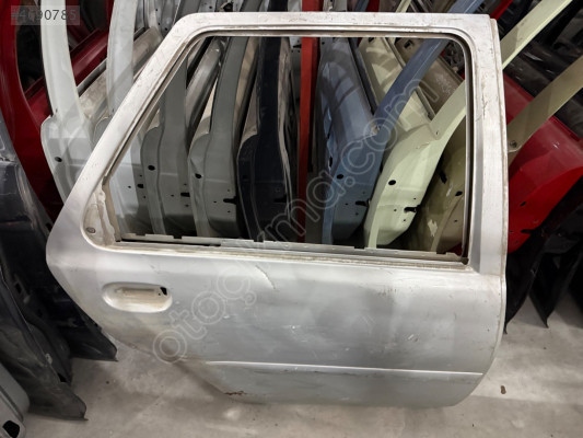 FORD FİESTA ÇIKMA ORİJİNAL SAĞ ARKA KAPI BD2