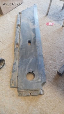 Ford Transit V363 sol arka tampon köşesi