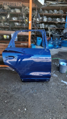 AUDİ q2 model 2024 sag arka kapı