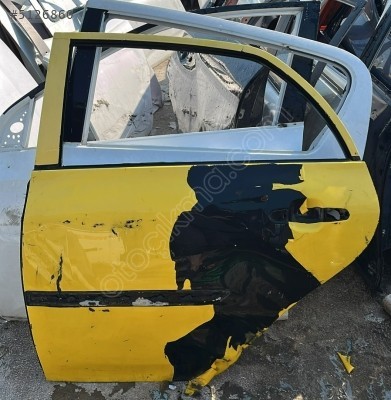 TOYOTA COROLLA SOL ARKA KAPI