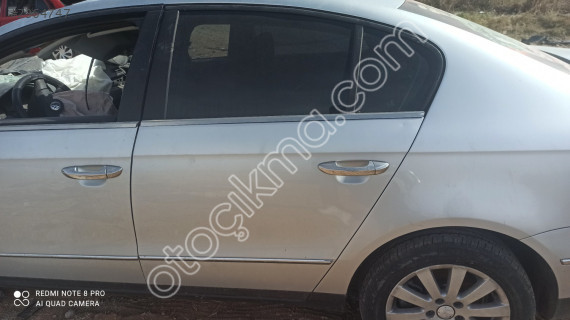 Passat b6 sol arka kapı
