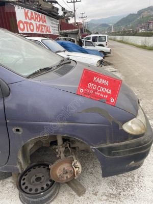 RENAULT SCENİC SAĞ ÖN ÇAMURLUK