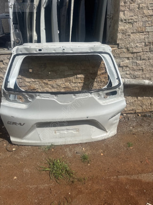 Honda CR V arka bagaj kap