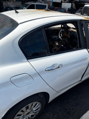 FIAT EGEA SAĞ ARKA KAPI