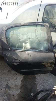 Peugeot 206 sağ arka kapi