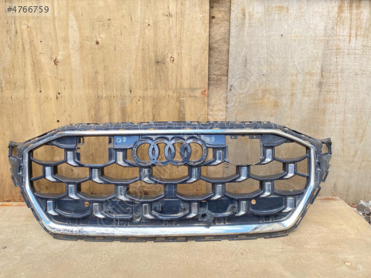 Audi Q8 ön panjur  4m8853651
