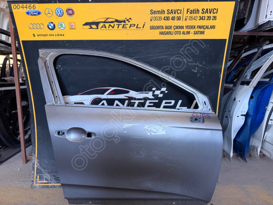 RENAULT CLİO 5 SAĞ ÖN KAPI ÇIKMA ORİJİNAL
