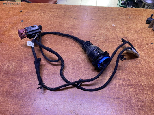 OPEL CORSA E SAĞ ARKA KAPI TESİSATI 39012745