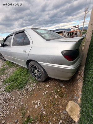 Peugeot 406 sol arka çeyrek