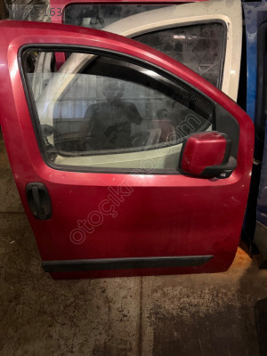 FIAT FİORİNO SAĞ ÖN KAPI