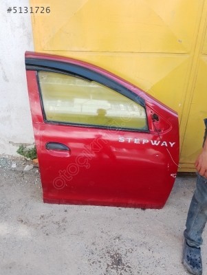 DACİA SANDERO STEPWAY SAĞ ÖN KAPI