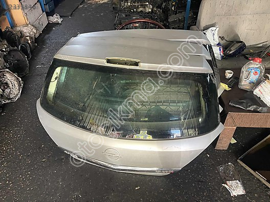 Opel asra h bagaj