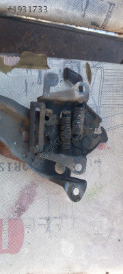 Mazda 323 ön kaput kilidi
