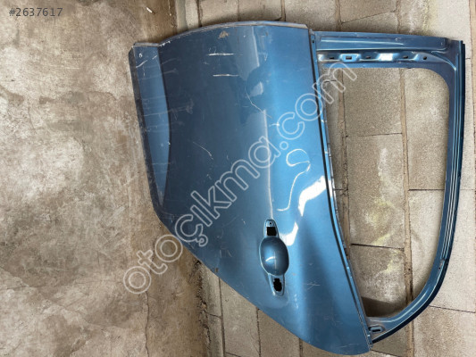 RENAULT MEGANE 4 SOL ARKA KAPI 821135119R