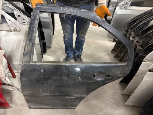 VW BORA ÇIKMA ORİJİNAL SOL ARKA KAPI BD2