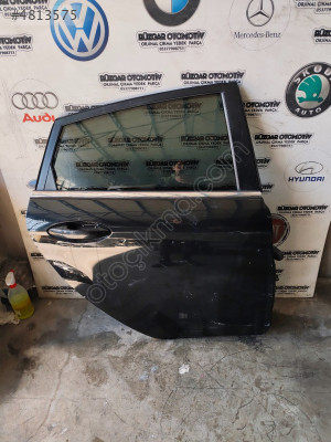 Ford Fiesta sağ arka kapı
