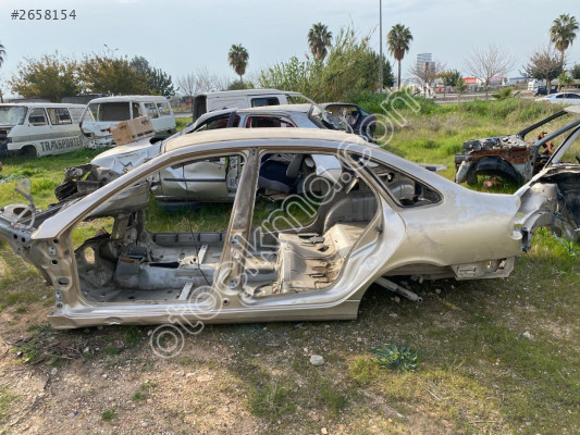 RENAULT LAGUNA 1 SAĞ KAPI DİREĞİ , LAGUNA 1 SOL KAPI DİREĞİ
