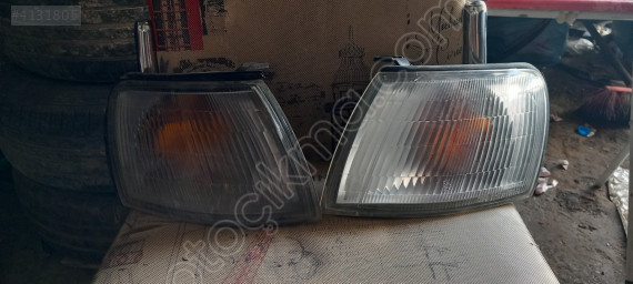 Toyota corona ön sinyal lambası