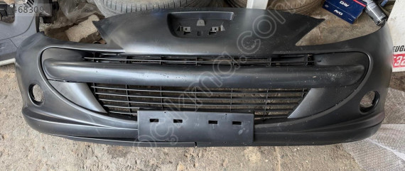 Peugeot 206  ön tampon dolu
