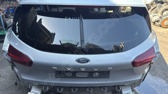 FORD FOCUS4 BAGAJ KAPAĞI OTO FEDAİ