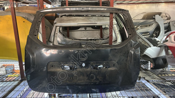 DACIA DUSTER BAGAJ KAPAĞI