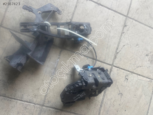 Ford focus 2006-2011 arası sol ön kapı kilidi