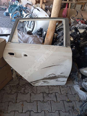 2019 2022 Hyundai i20 sağ arka kapı