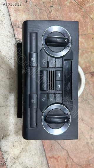 AUDİ A3 KLİMA KONTROL PANELİ DİJİTAL 2000 MODEL