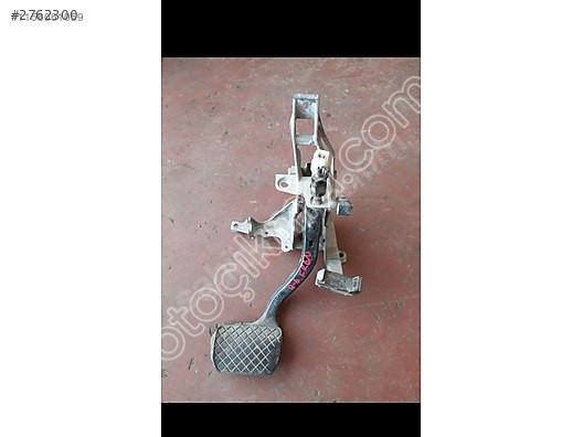 AUDİ A6 FREN PEDALI 8D1721117D