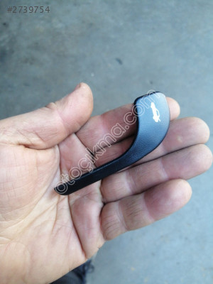 Mazda 626 Bagaj Açma Kolu