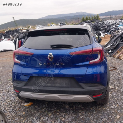 RENAULT CAPTUR TAVAN ARKA ORİJİNAL ÇIKMA