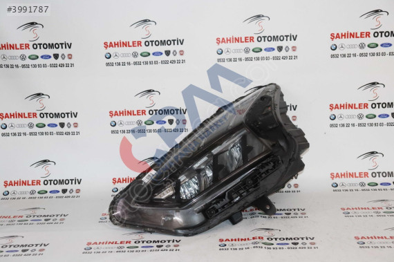 HYUNDAİ BAYON SOL ÖN FAR