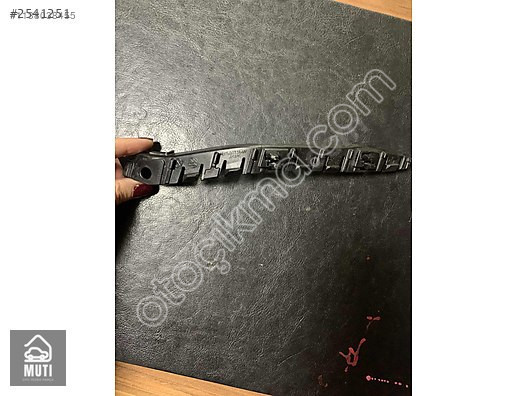 Ön Tampon Braketi Sağ 2K5807184A
