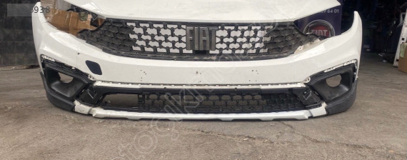 Fiat Egea Cross ön tampon çıkma orijinal