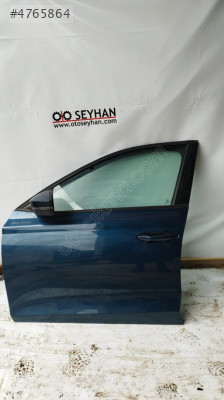 Skoda Octavia 2023 sol ön kapı