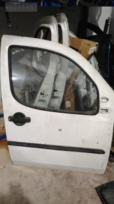 Doblo sağ ön kapı