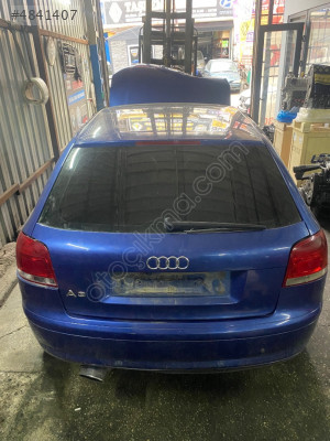 AUDİ A3 ÇIKMA ORJİNAL BAGAJ KAPAĞI