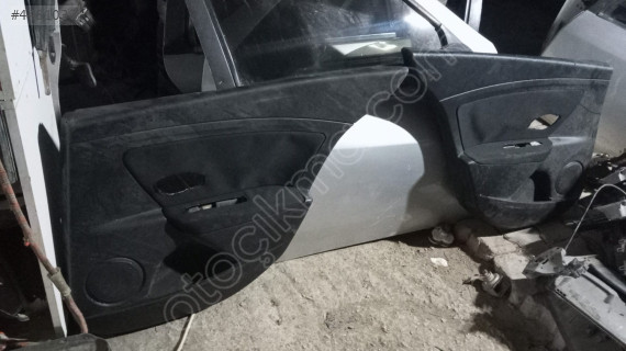 Fluence arka kapı döşemeleri 156221432
