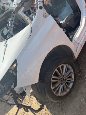 Citroën C4 sol ön Çamurluk