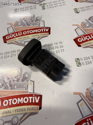 RENAULT CLİO DÖRTLÜ DÜĞMESİ ORİJİNAL SÖKME