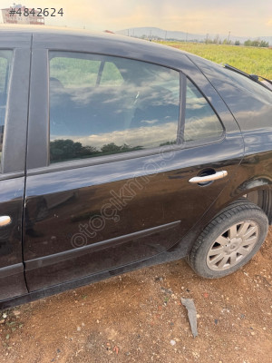 Renault Laguna 2 sol arka kapı