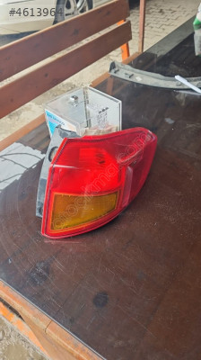 SAĞ DIŞ STOP LAMBASI SUZUKI VITARA 2015-2018