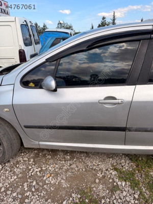 Peugeot 307 sol ön kapı gri