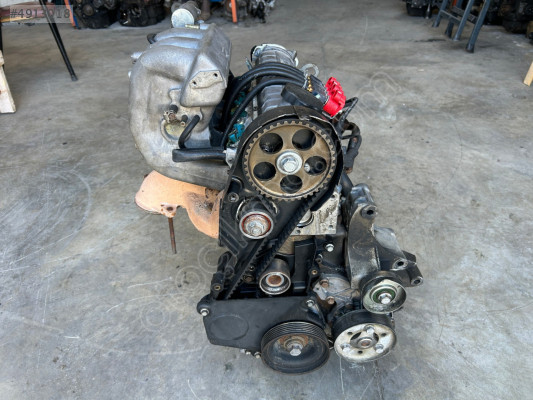 RENAULT LAGUNA 1.8 MOTOR